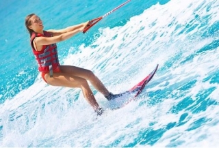  Ski náutico Riviera Water Sports 